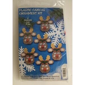 Design Works Plastic Canvas Christmas Ornament Kit Reindeer Cross Stitch NOS
